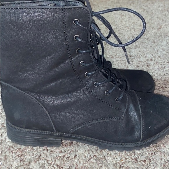 Combat boots - Picture 2 of 3